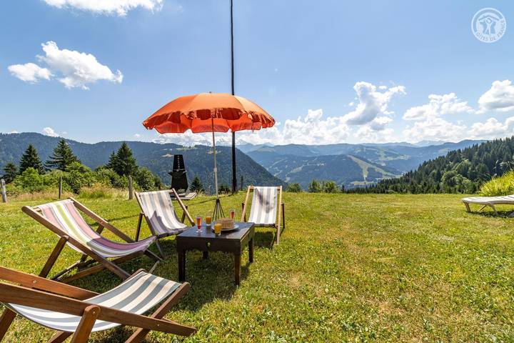 Gîte pour 8 personnes, avec terrasse, animaux acceptés à Saint-Nicolas-la-Chapelle - 3