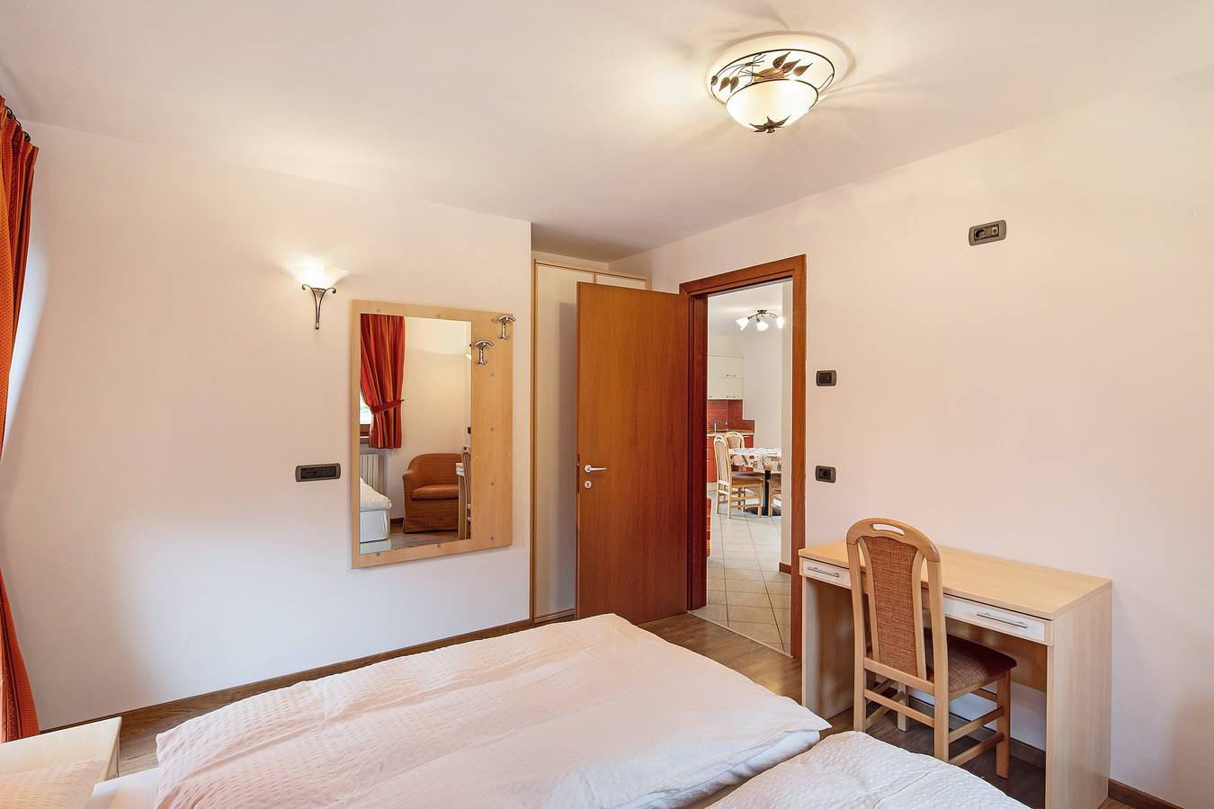 Entire apartment, Apartment 'Chalet Kiara - Lake' with Mountain View, Balconies and Wi-Fi in Livigno (Town), Livigno