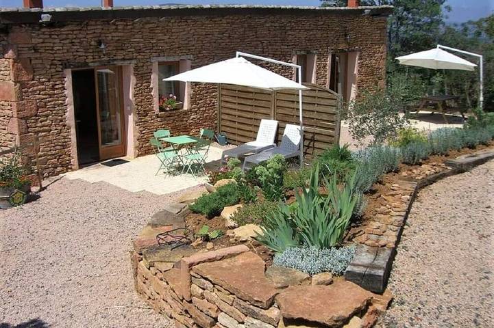 Location de vacances pour 2 personnes, avec Jardin à Charnay
