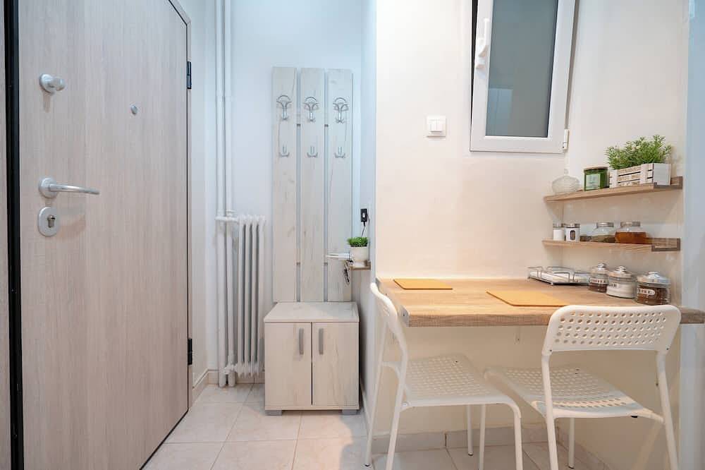 Ganze Wohnung, Cozy central apartment for 2 person by Mps in Zentral-Athen, Athen