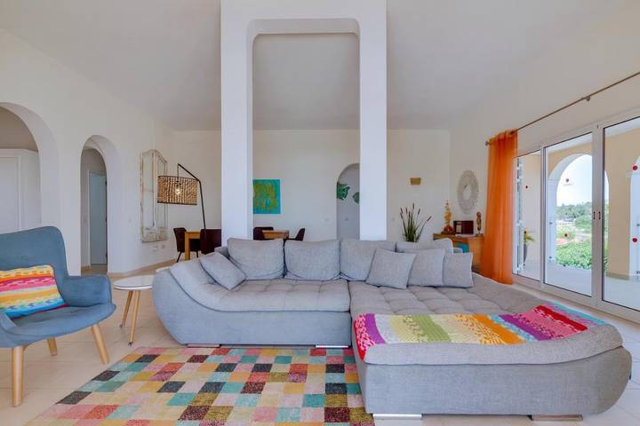 Villa with Private Pool in Albufeira e Olhos de Água, Distrito de Faro
