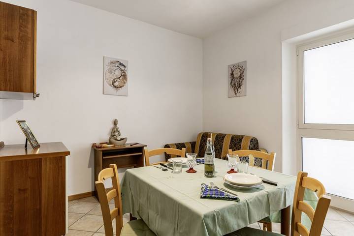 Apartamento entero, Apartamento de vacaciones para 2 personas in Pésaro, Valle del Metauro