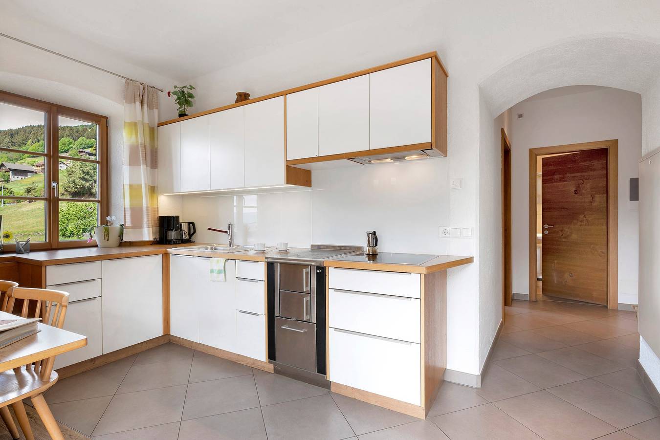 Ganze Wohnung, Ferienwohnung 'Gravetsch' mit Bergblick, Gemeinschaftsgarten und Wi-Fi in Gravetsch, Villanders