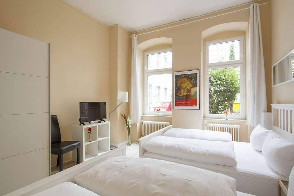 Entire apartment, Primeflats - Apartment Genter 1 Berlin-Wedding in Berlin Wedding, Berlin