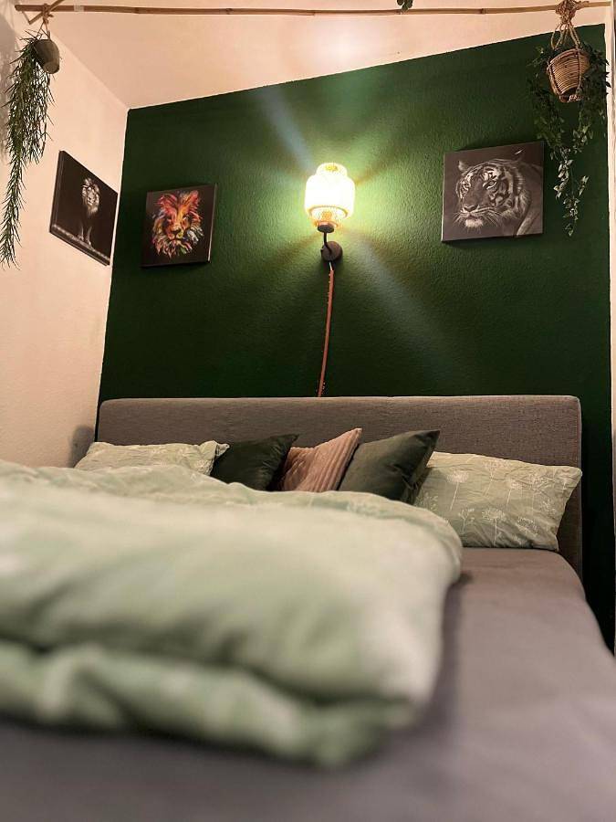 Ferienwohnung für 3 Personen, mit Balkon und Ausblick in Saarbrücken