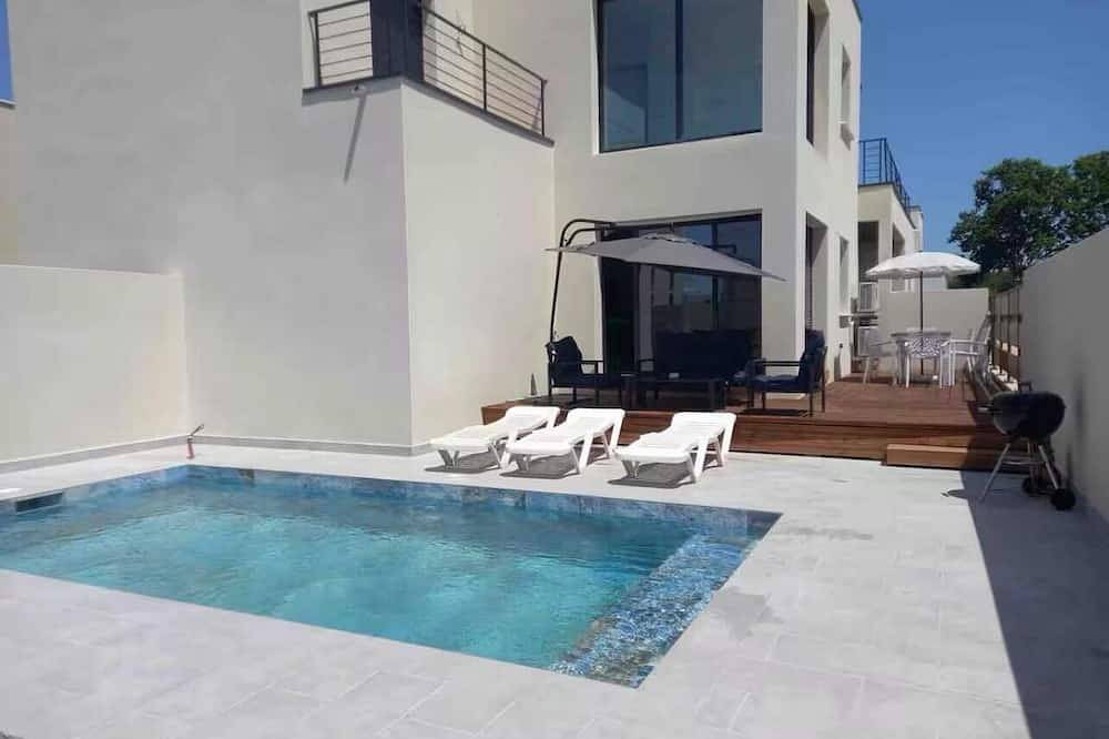 Villa Moderne dans lotissement calme proche Aigues Mortes et Plage in Marsillargues, Côte méditerranéenne (France)