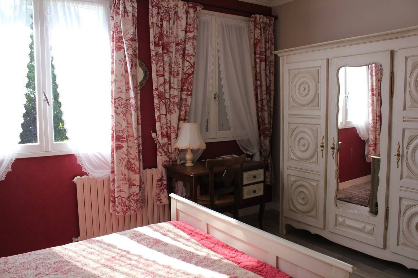 Chambres d’hôtes « Kersehen Bleue » avec jardin commun, balcon et Wi-Fi in Plouider, Région de Brest