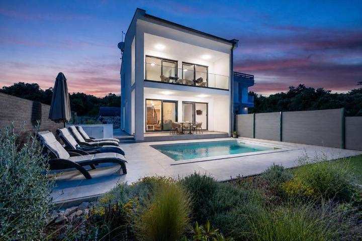 Ferienhaus für 6 Personen, mit Pool und Ausblick sowie Garten in Duga Uvala