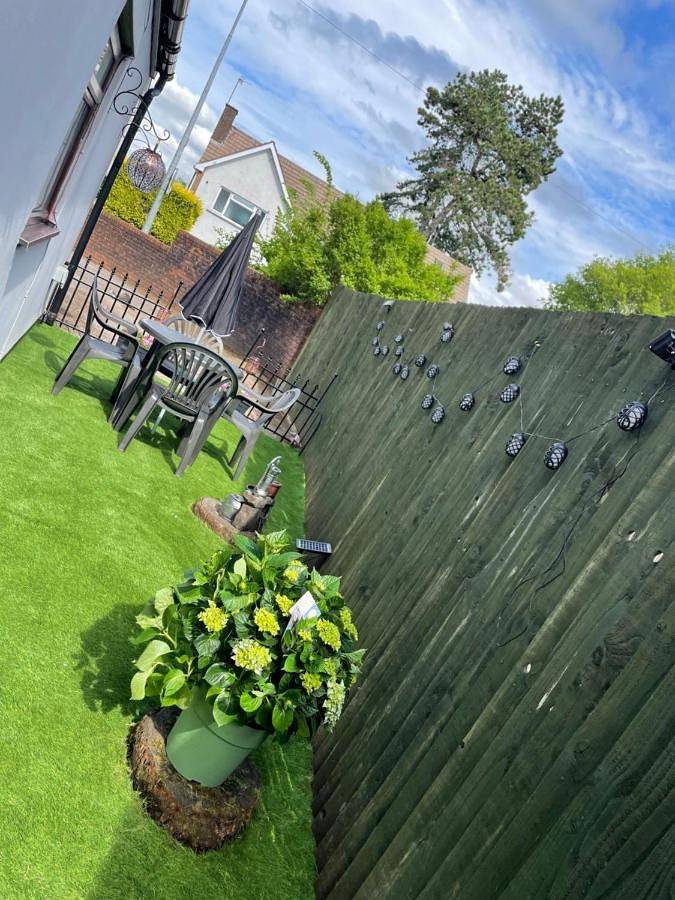 Ty Mynydd Lodge Holiday Home in Cardiff, Cardiff region