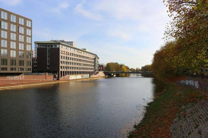Ferienwohnung für 3 Personen, mit Balkon und Terrasse sowie Garten in Neustadt Bremen