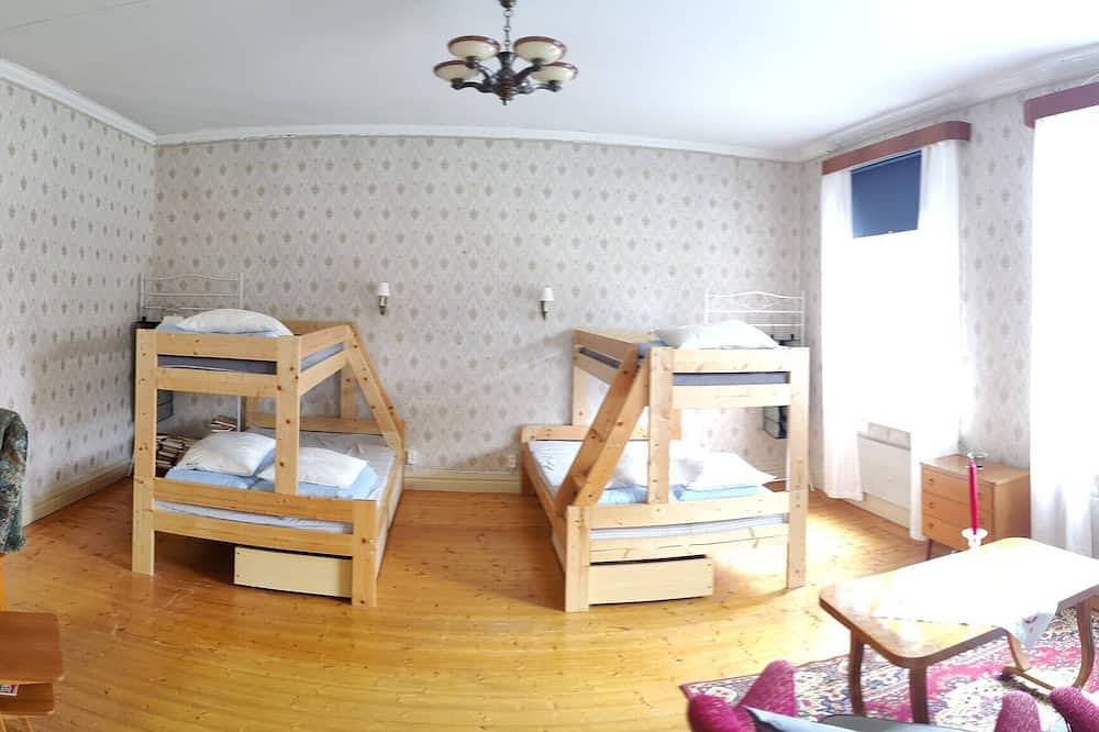 Helles und großzügiges Wohnen in historischem Gebäude in Angermanland