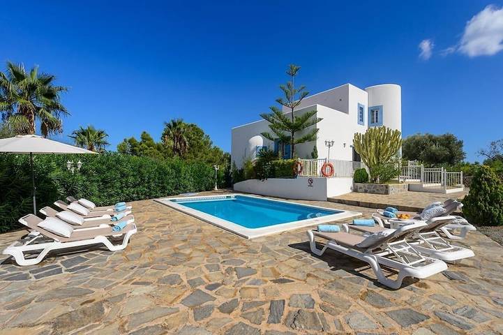 Villa für 8 Personen, mit Garten - 1
