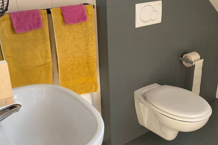 Ganze Wohnung, Logeerkamers \"Gästezimmer Dellarte\ in Großheide, Norden und Umgebung