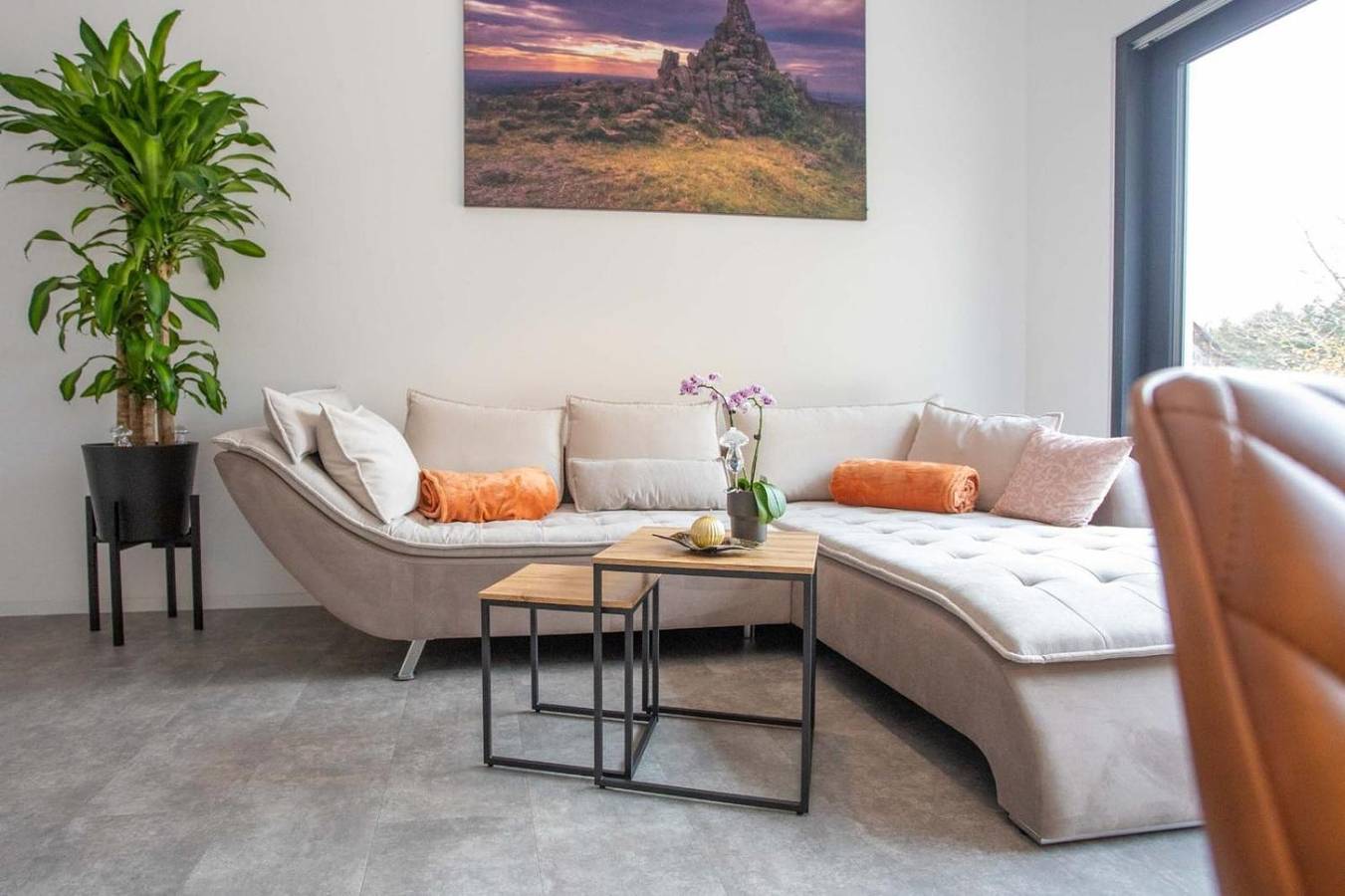Ganze Wohnung, Apartment 'Omas Rhön-Garten' mit Bergblick, gemeinsamer Terrasse und Wlan in Poppenhausen, Rhön-Hessen
