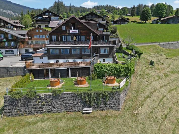 Hotel für 2 Personen, mit Garten und Sauna am Thunersee
