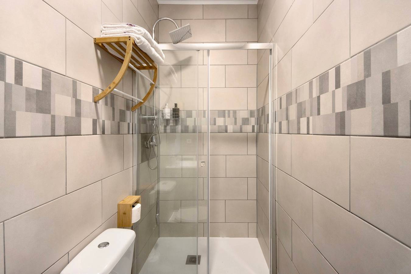 Kamer 'Quarto 4 Piso Superior - Quinta Df' met uitzicht op de bergen, foto 7