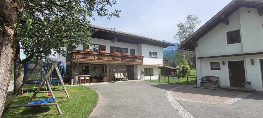 Ferienwohnung für 4 Personen, mit Garten und Ausblick