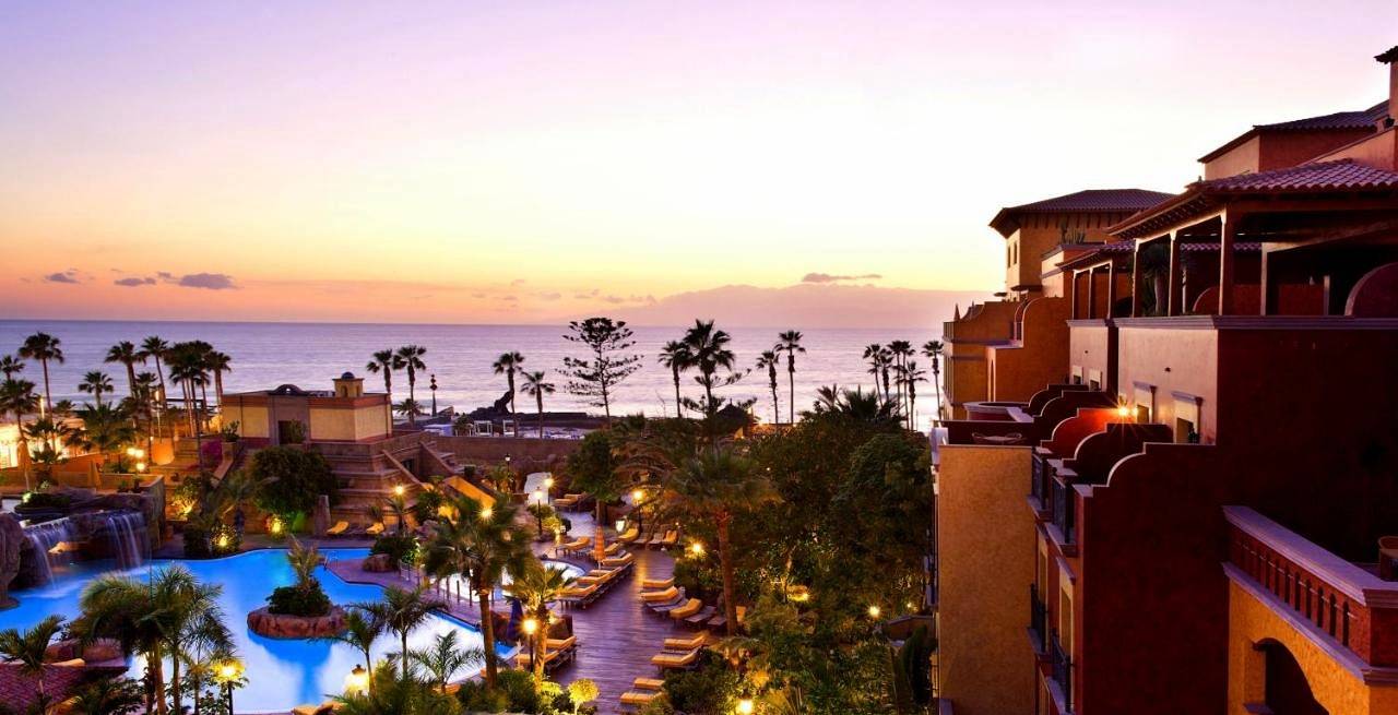 Resort para 10 personas con terraza in Playa del Búnker (Arona), Arona 