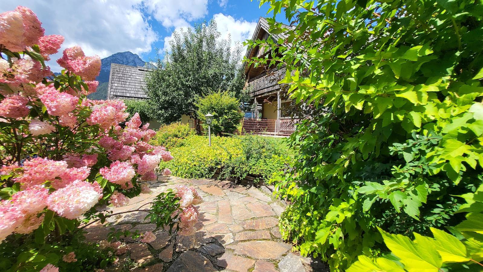 Stodertraum 4 "Margerite" by Alpenidyll Apartments in Dachstein Mountains, Gröbming