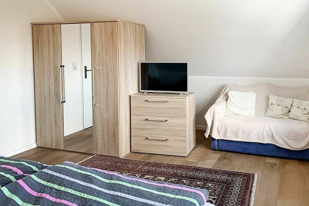 Wunderbares  Ferienhaus für 4 Leute mit  W-Lan, Tv und Terrasse in Großefehn, Landkreis Aurich