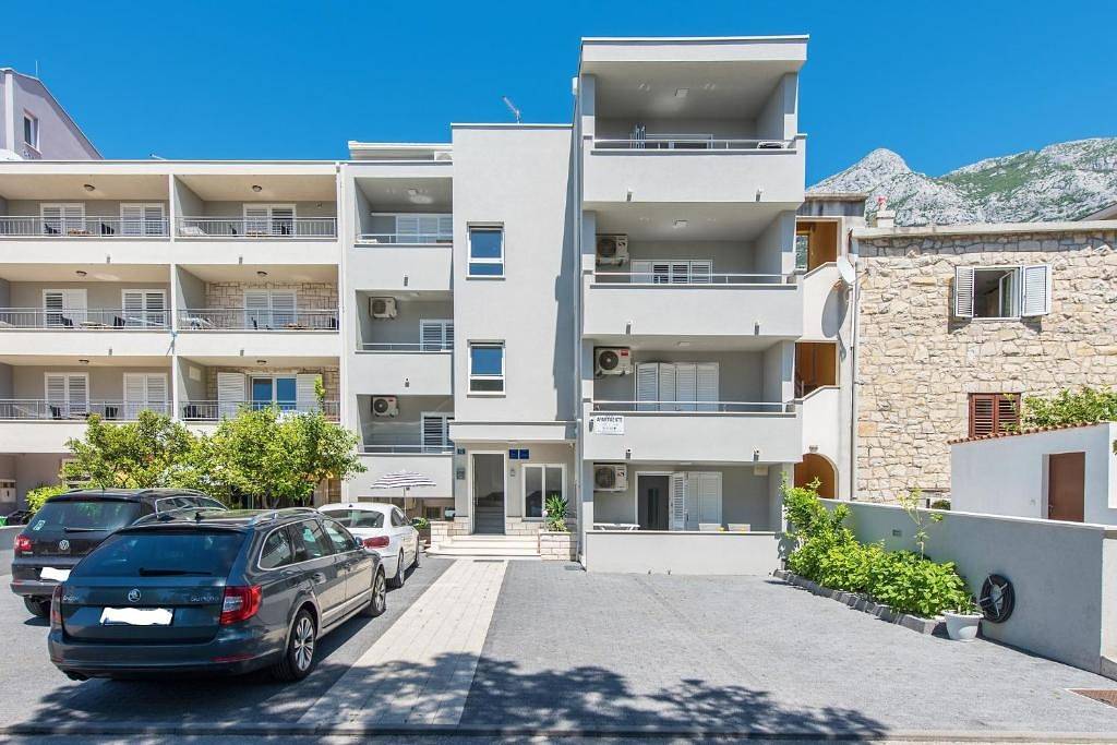 Ganze Wohnung, Studio Appartement mit Balkon und Meerblick Makarska -a in Makarska, Makarska Riviera