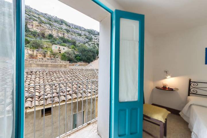 Casa in centro,terrazza panoramica sul tetto,wifi illimitato,parcheggio pubblico in Scicli, Provincia di Ragusa