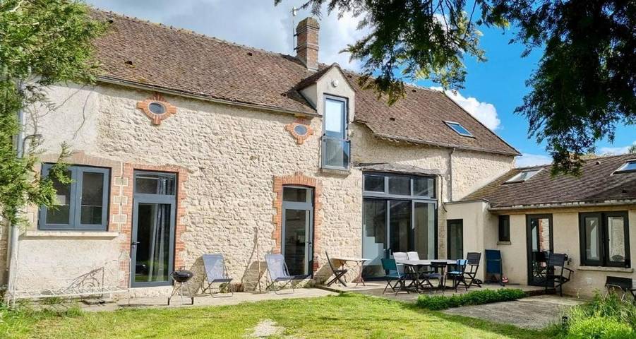 Location de vacances pour 8 personnes, avec jardin à Chevrainvilliers - 2