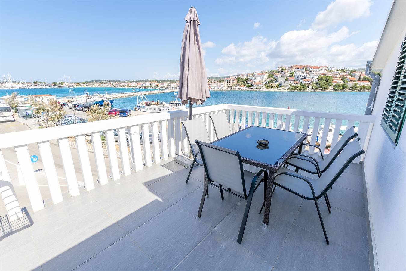 Apartamento entero, Apartments Olivera in Rogoznica, Condado de Šibenik-Knin