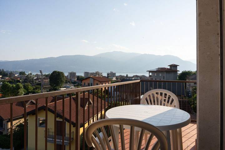 Ferienwohnung für 4 Personen, mit Balkon und Seeblick