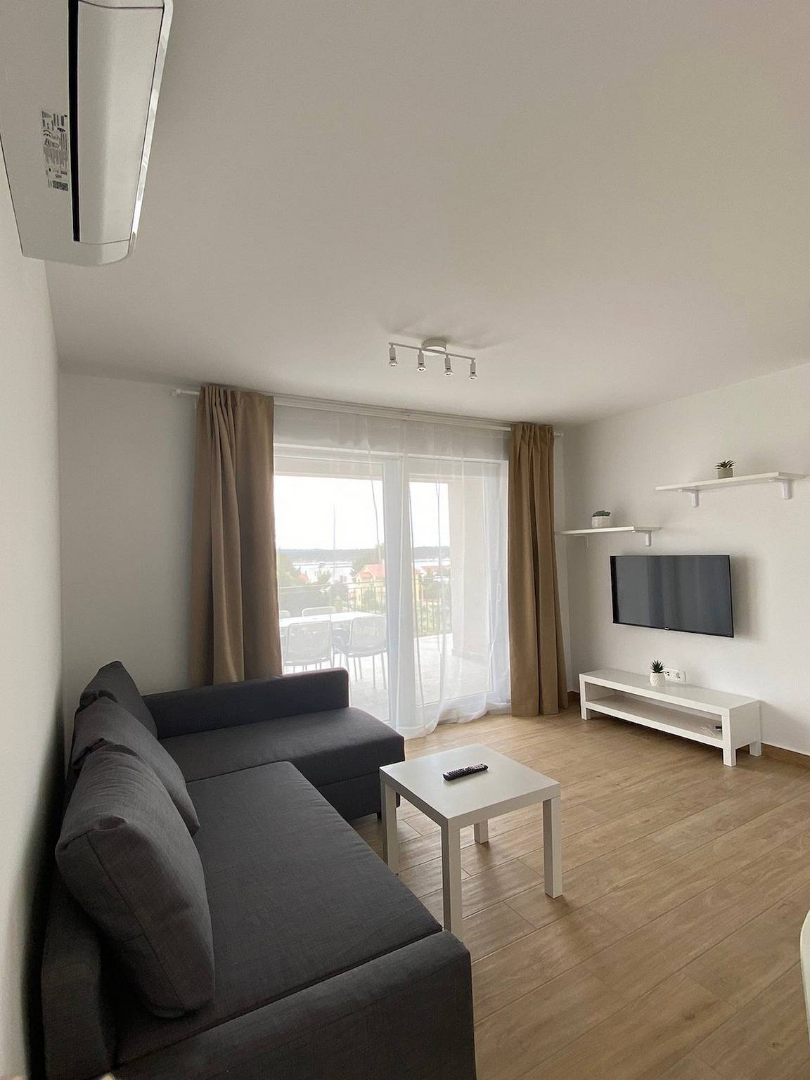 Ganze Wohnung, 1-Zimmer-Ferienwohnung mit Terrasse und Meerblick Barbat, Rab A-22863-a in Barbat na Rabu, Rab