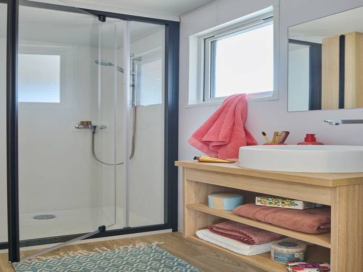 Mobil home pour 5 personnes, avec piscine à Bieuzy - 3