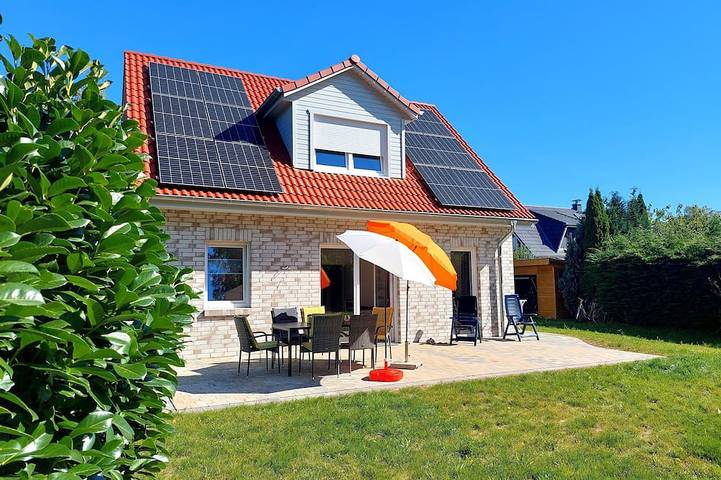 Ferienhaus für 6 Personen, mit Terrasse und Garten sowie Sauna in Trassenheide