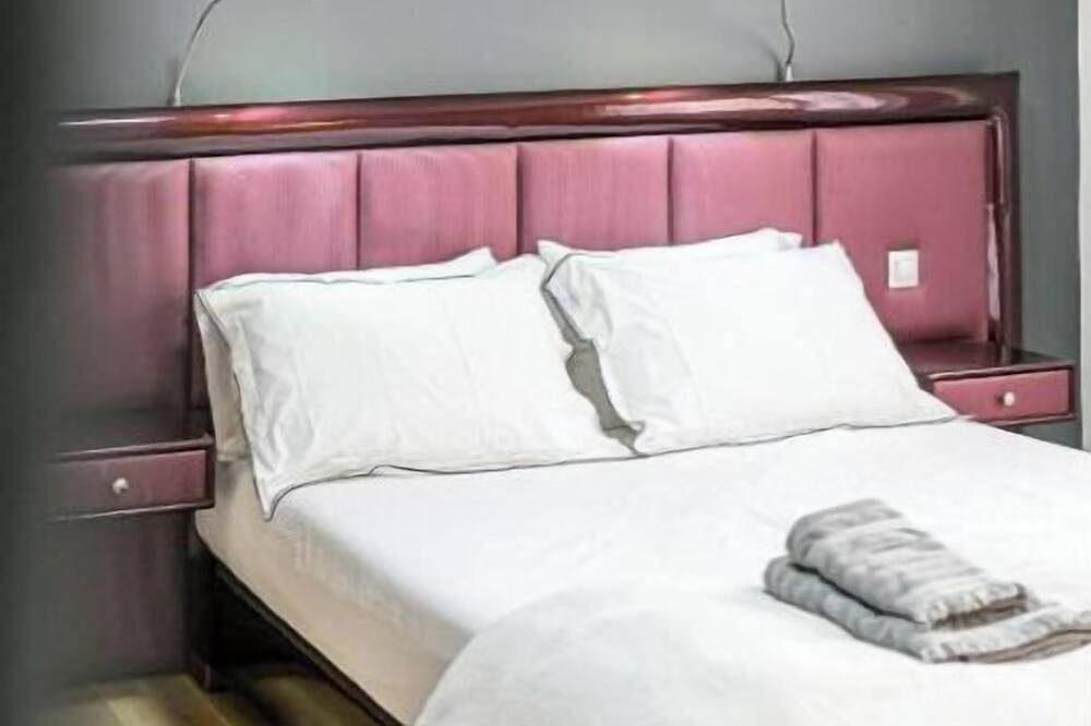 Appartement entier, Appartement Aux Pieds De L'Aubrac in Laissac, Aveyron