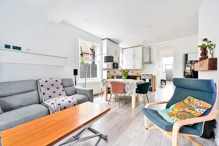 Apartment for 4 people, with terrace and garden in Hammersmith and Fulham