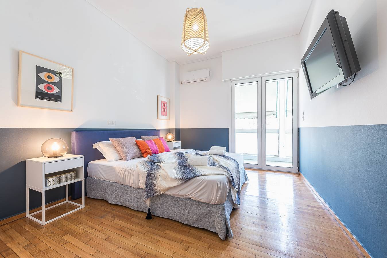 Apartamento inteiro, New Relaxed Central Apartment ☆ Walk Everywhere ☆  in Seção central de Atenas, Atenas