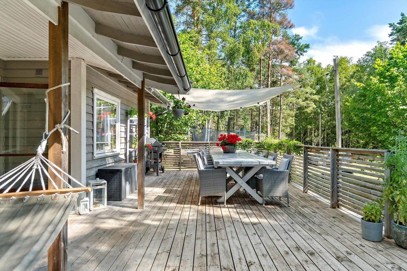 Hus för 6 Personer, med trädgård samt bastu och terass