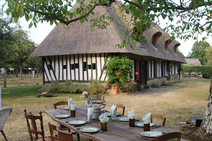 Location de vacances pour 8 personnes, avec jardin dans Drucourt