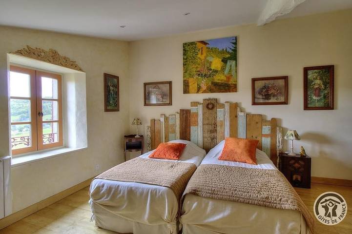 Location de vacances pour 4 personnes à Ternand - 2