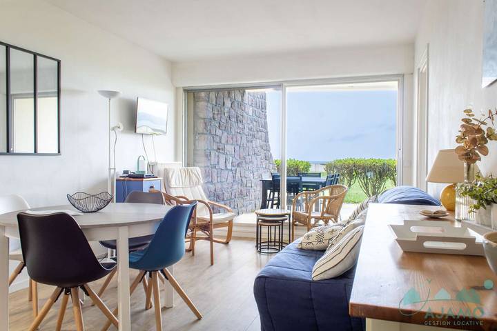 Gîte pour 4 personnes, avec Terrasse dans Plage Caroual