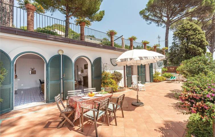 Location de vacances pour 4 personnes, avec jardin à Vietri sul Mare - 2