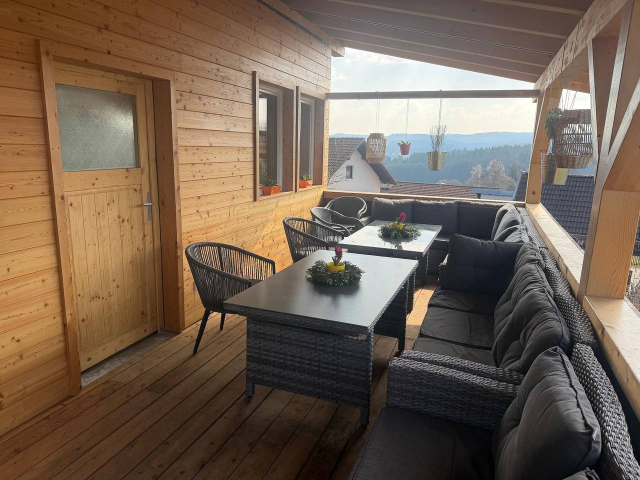 Ganze Wohnung, Ferienwohnungen Rauch - Ferienwohnung Erdgeschoss 90qm in Regen (Ostbayern), Ostbayern