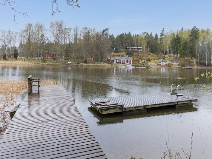 Villa jumalvik in Snappertuna, Raseborg