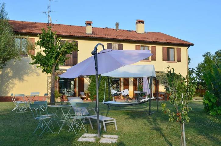 Appartamento vacanze per 6 persone, con piscina e idromassaggio nonché giardino in Provincia di Bologna
