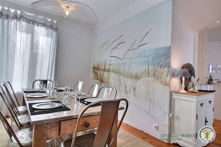 Gîte pour 10 personnes, avec jardin et sauna ainsi que terrasse et jacuzzi à Plestin-les-Grèves - 2