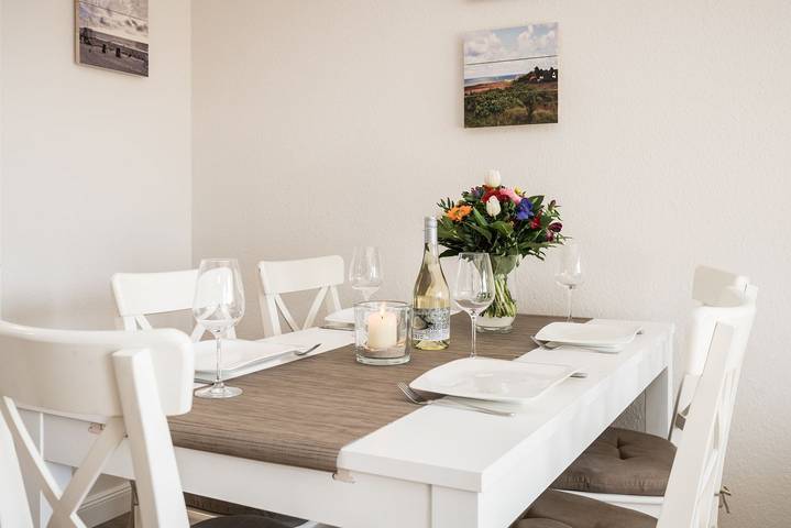 Ganze Wohnung, Komfortable Ferienwohnung mit Garten und Terrasse in Nordfriesische Inseln (Schleswig-Holstein) (Schleswig-Holstein), Wenningstedt