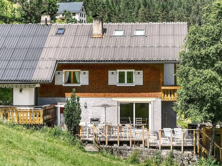 Ferienhaus für 20 Personen, mit Garten in Brand