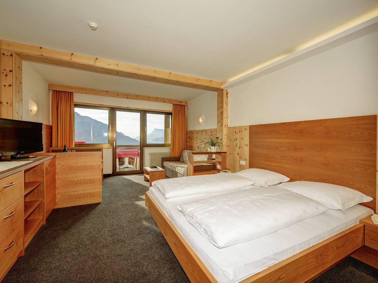 Ganze Ferienwohnung, Hotel Appartement Inge - Studio Appartement in Dorf Tirol, Texelgruppe