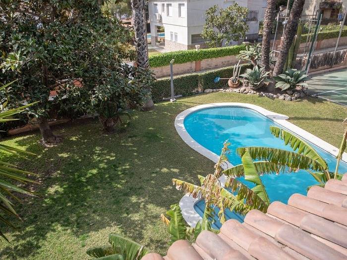 Gîte pour 8 personnes, avec balcon ainsi que jardin et piscine dans Segur de Calafell - 2