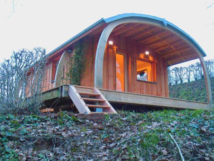 Location de vacances pour 2 personnes, avec terrasse et piscine dans Lacs (La Châtre)