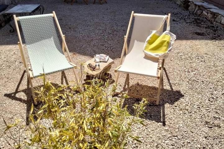 Location de vacances pour 2 personnes, avec jardin ainsi que vue et terrasse à La Tieule - 4